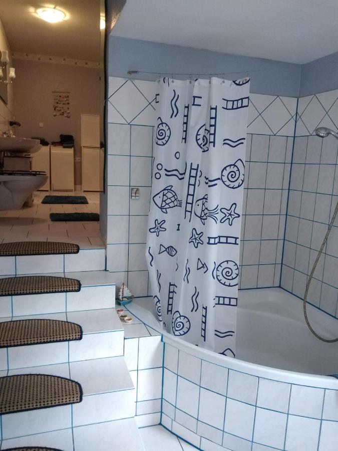 Ferienhaus Badetz ภายนอก รูปภาพ