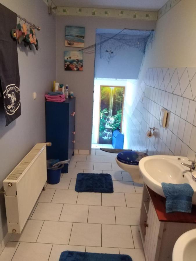 Ferienhaus Badetz ภายนอก รูปภาพ