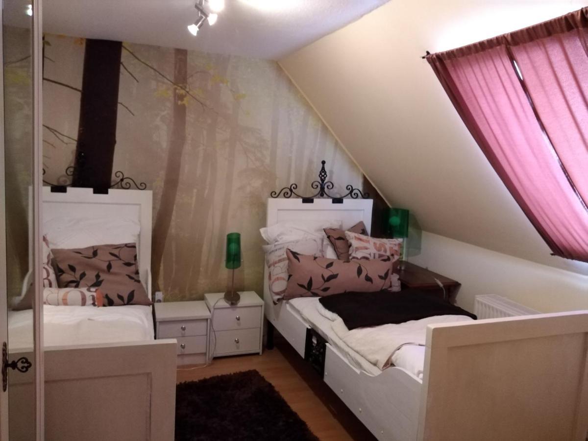 Ferienhaus Badetz ภายนอก รูปภาพ